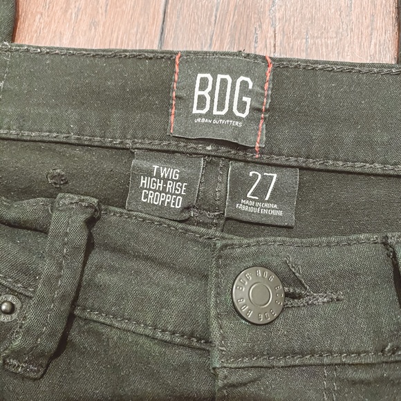 Urban Outfitters BDG Twig High Rise Cropped Jeans - Picture 6 of 6